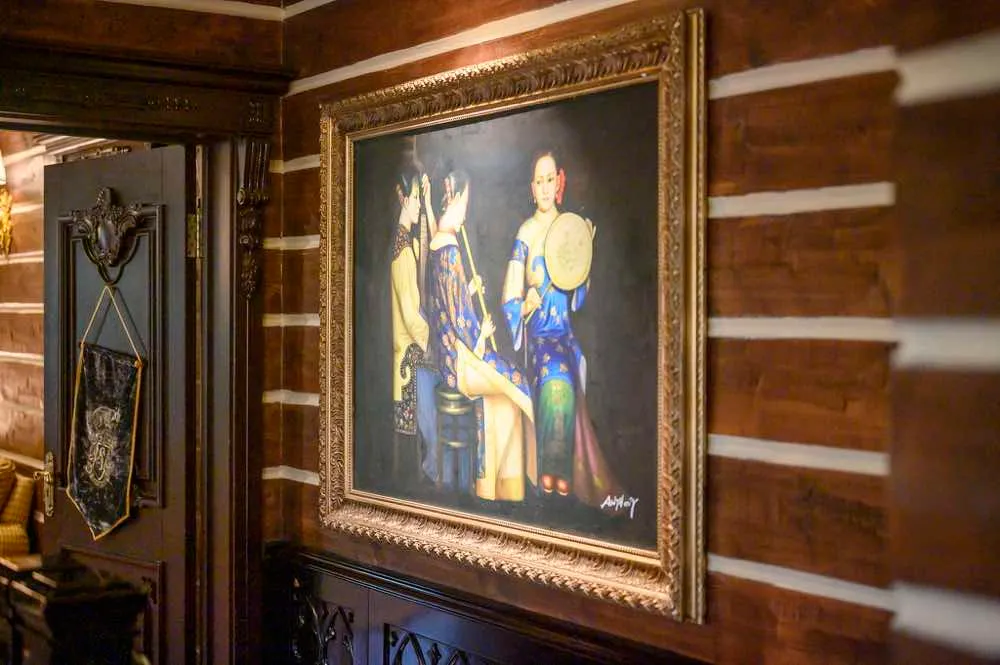 Kings Crossing Manor