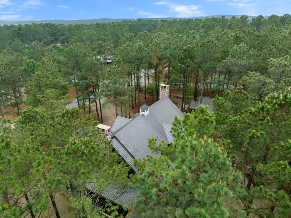 Kings Crossing Manor