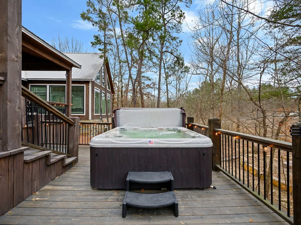 Hideaway on the Creek