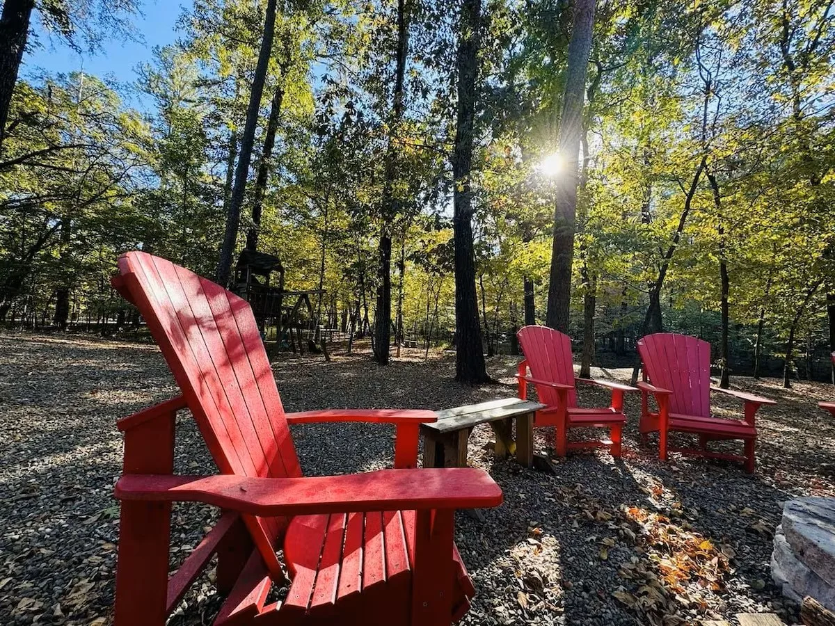 Blue Moon Creekside Lodge