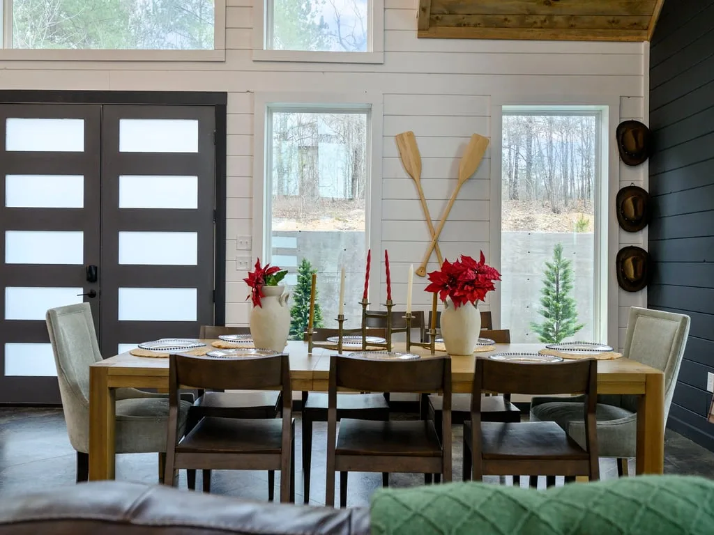 Hideaway on the Creek