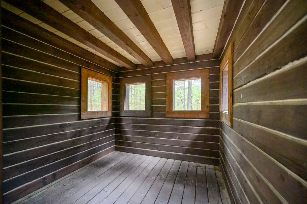 Kings Crossing Manor