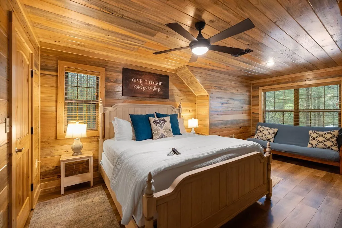 Crescent Pines Hollow