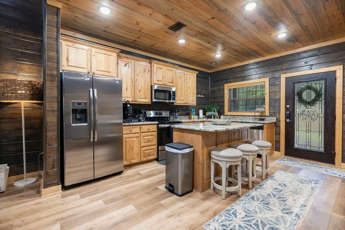 Crescent Pines Hollow