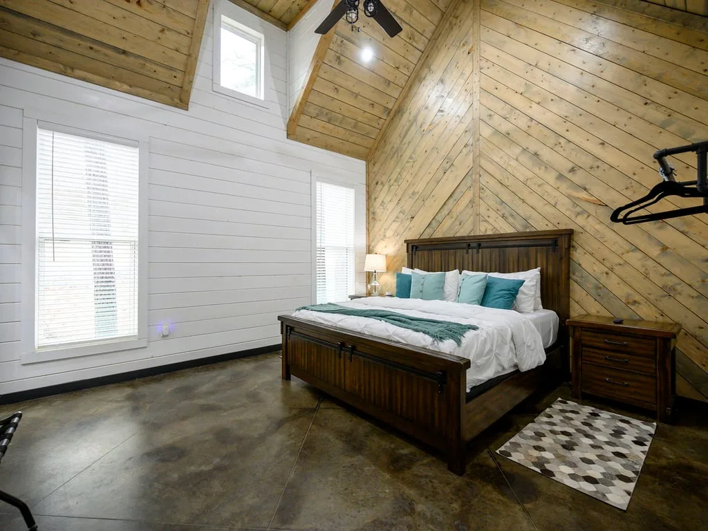 Hideaway on the Creek