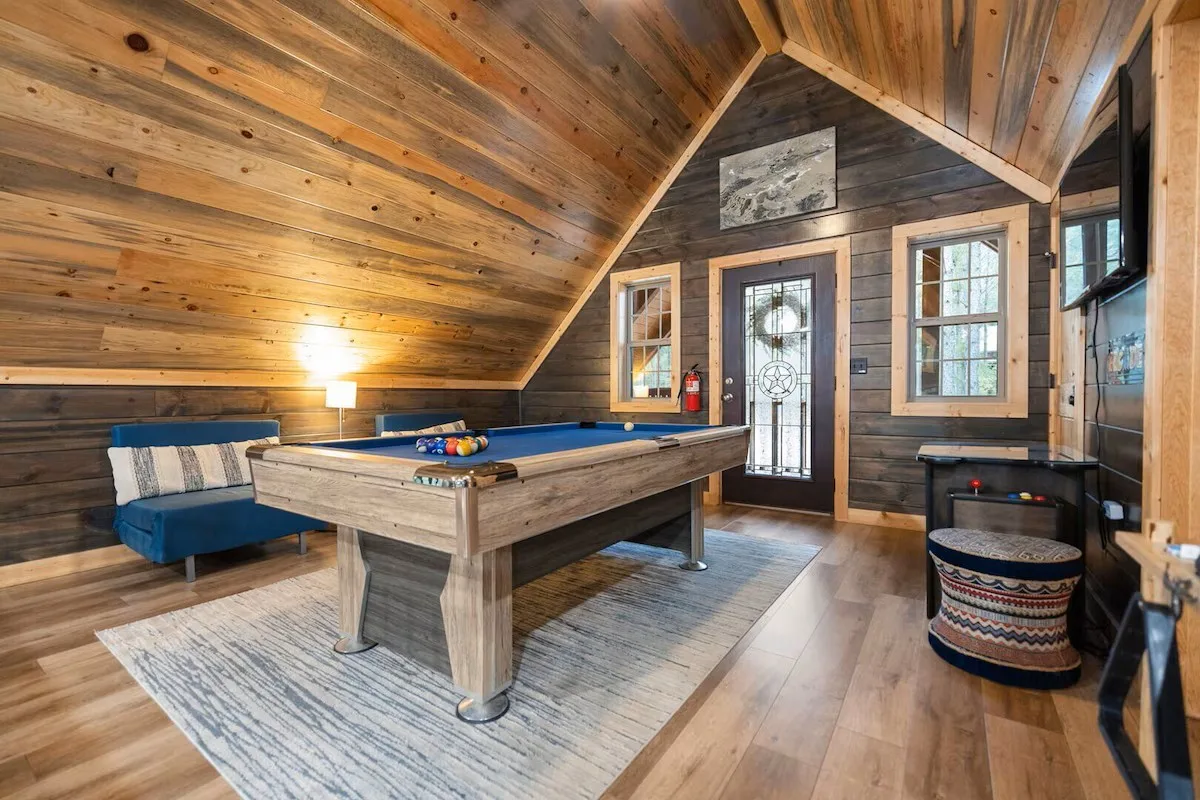 Crescent Pines Hollow