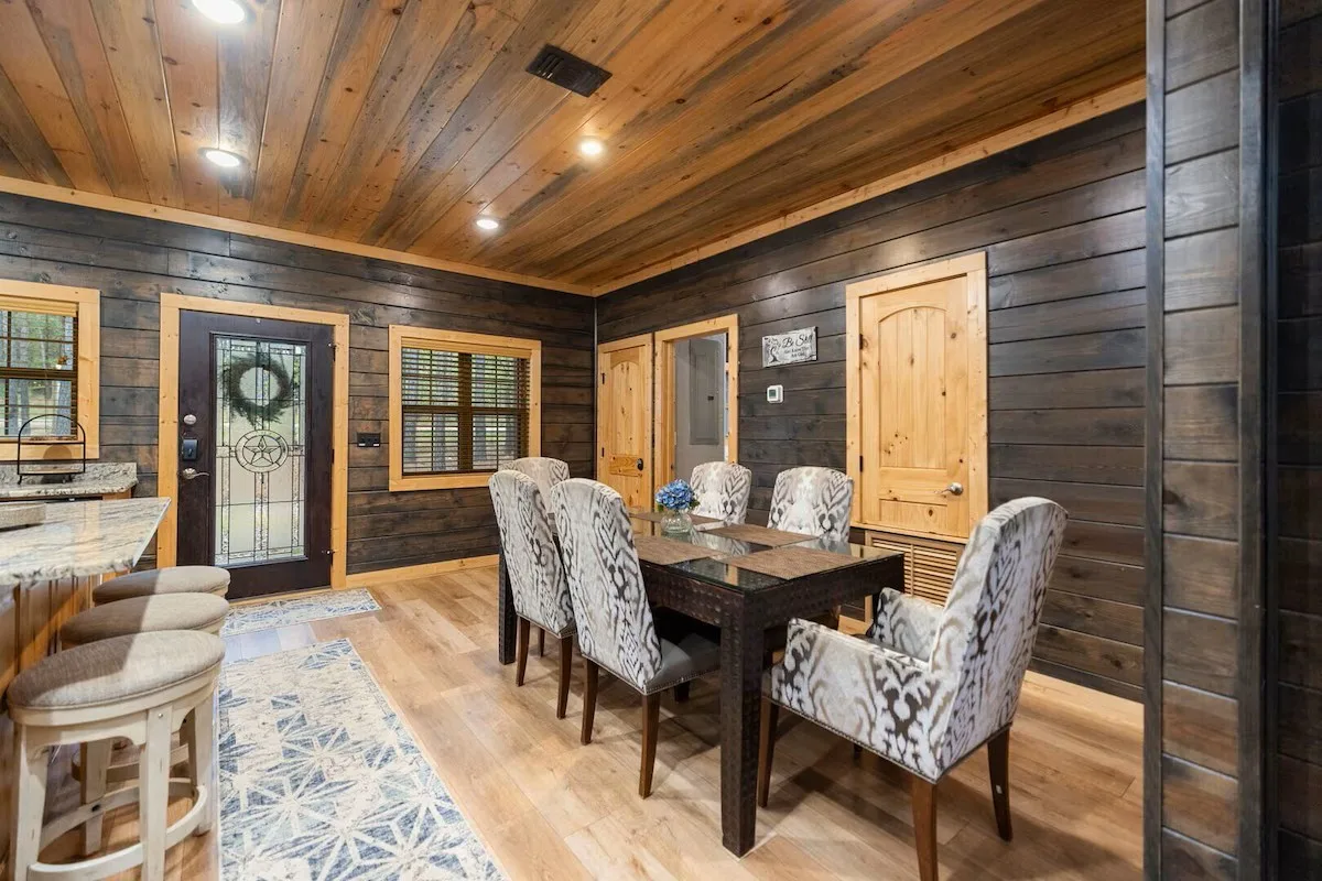 Crescent Pines Hollow