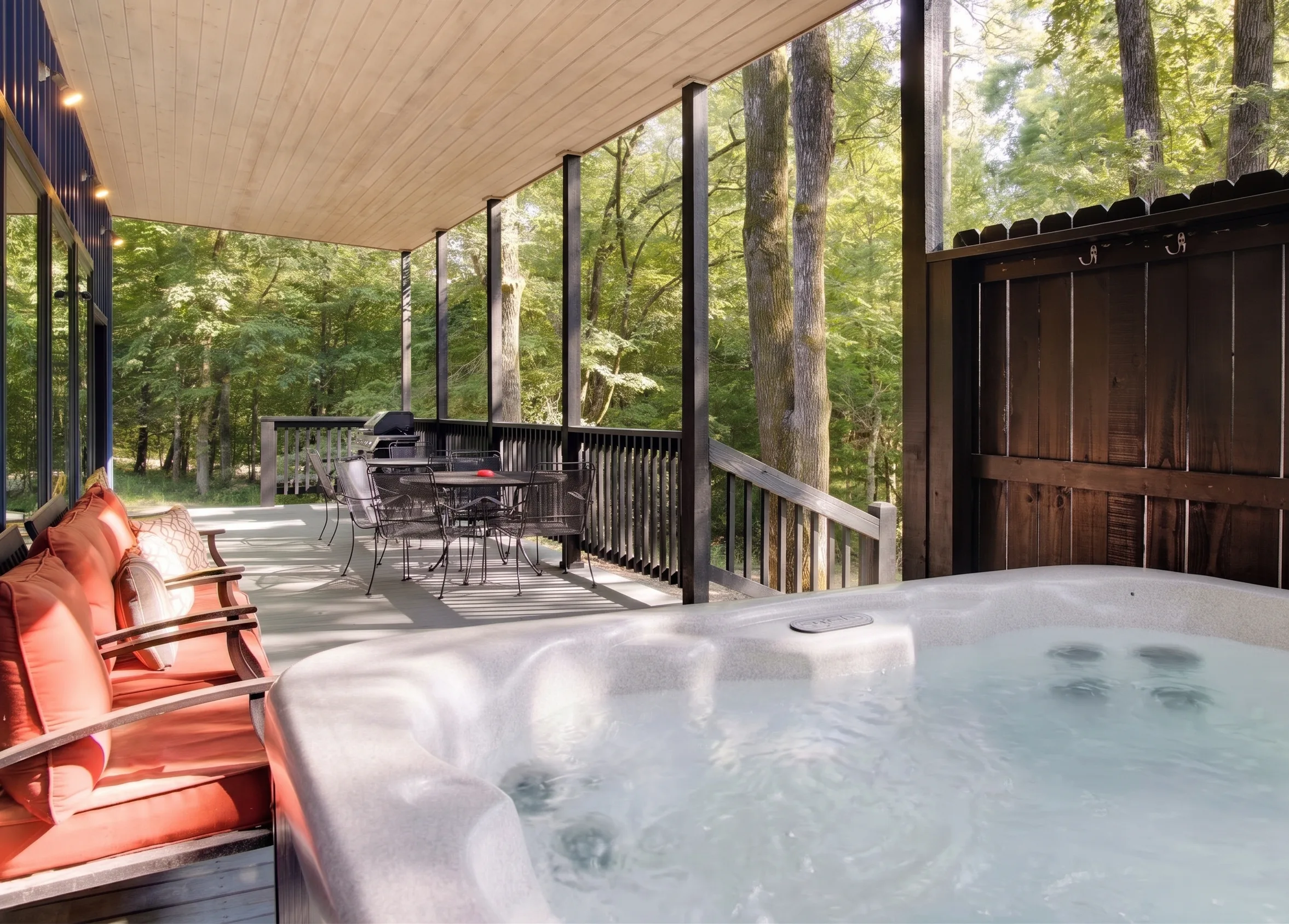 Blue Moon Creekside Lodge