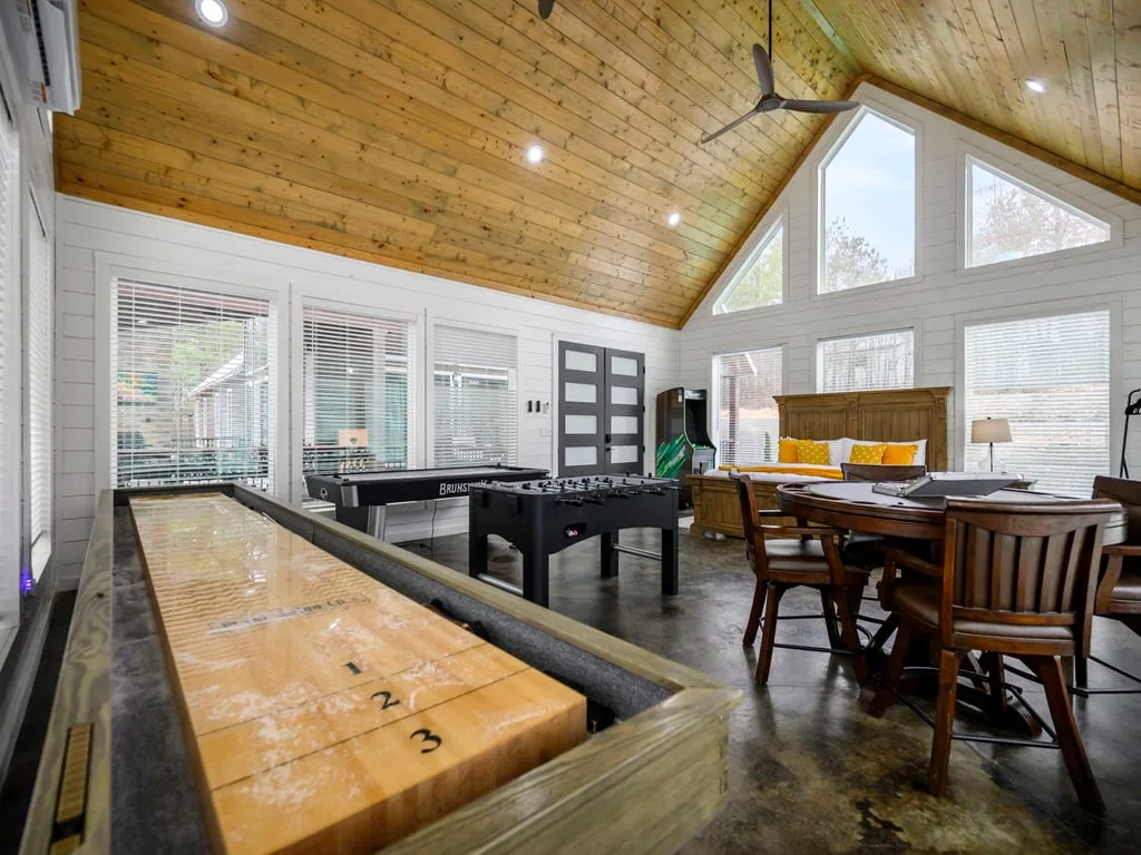 Hideaway on the Creek
