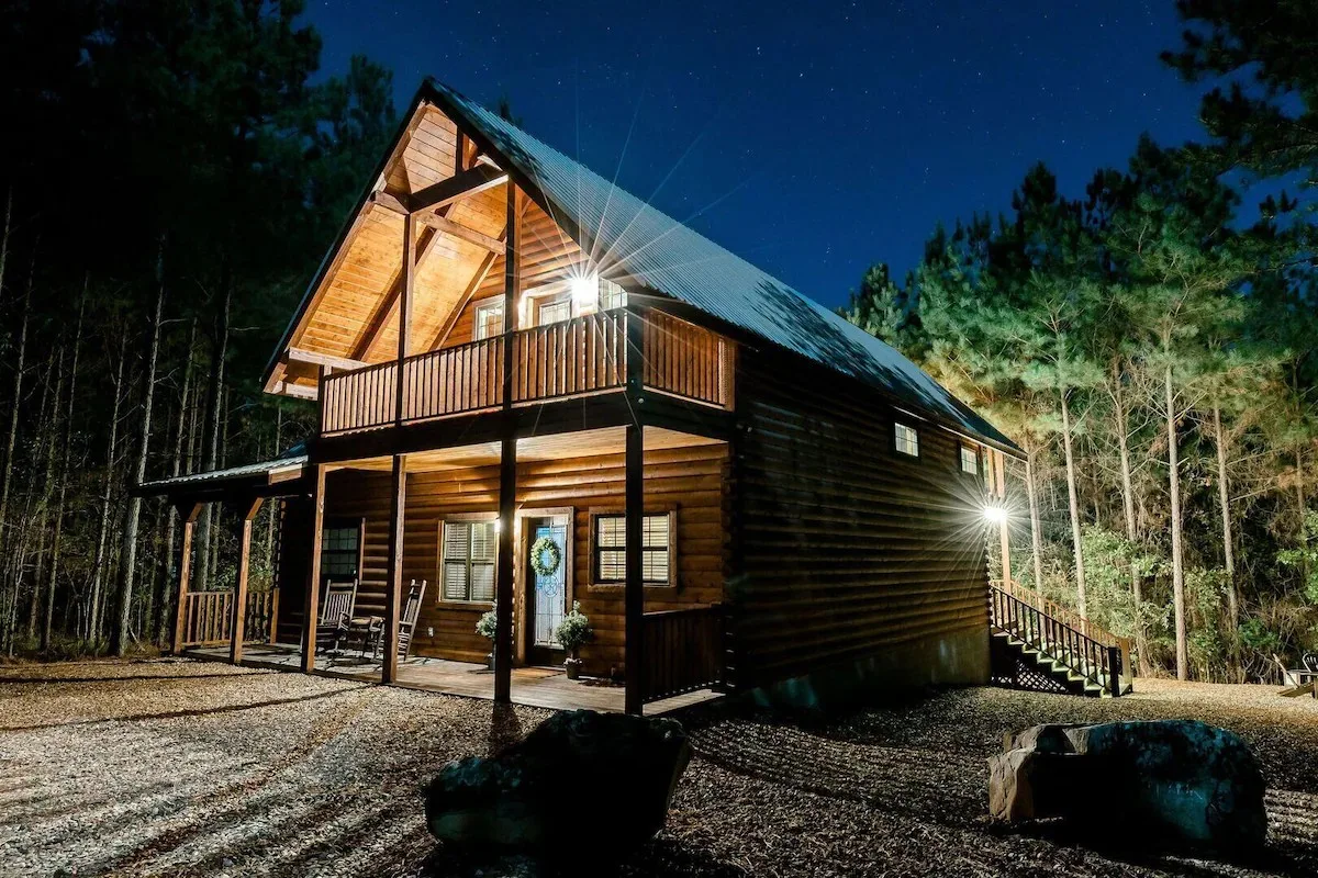 Crescent Pines Hollow